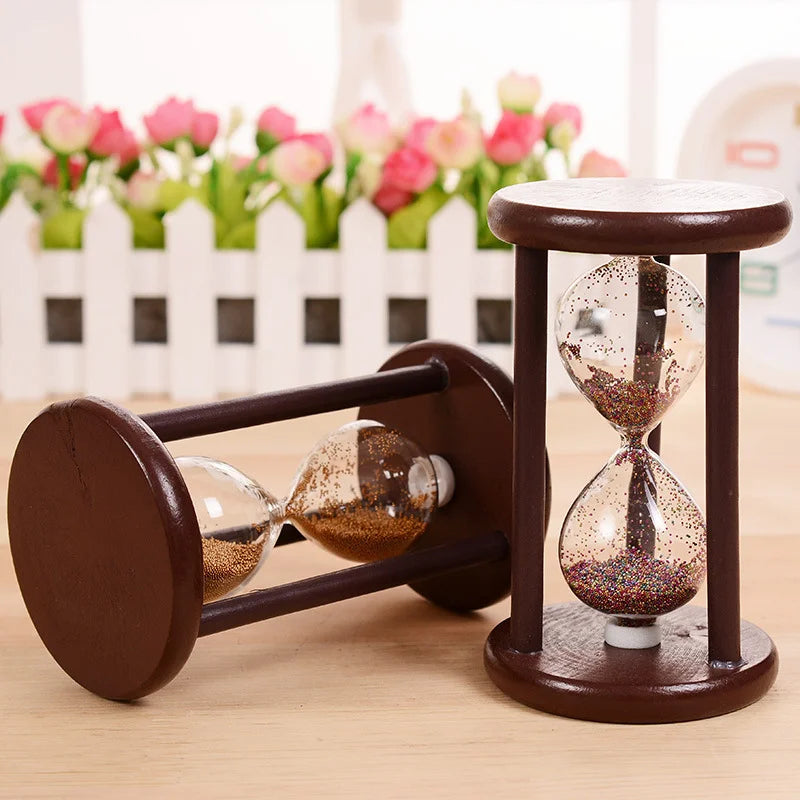 Retro Simple Wooden Hourglass