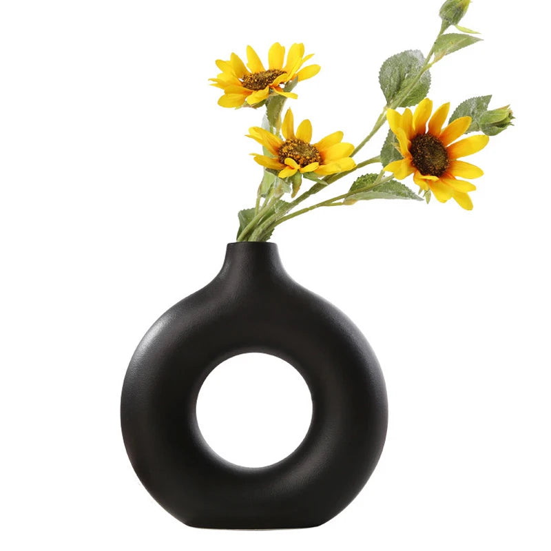 Vase Circular Hollow 
Ceramic Donuts Flower